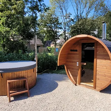 Evergreen Wellness Met Sauna & Hottub Dom wakacyjny Ewijk
