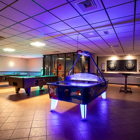 Evergreen Wellness Met Sauna & Hottub Ewijk
