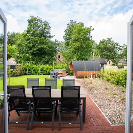 Evergreen Wellness Met Sauna & Hottub Nyaraló Ewijk