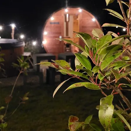 Evergreen Wellness Met Sauna & Hottub *