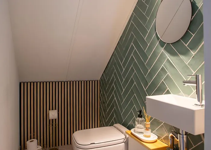 Evergreen Wellness Met Sauna & Hottub *