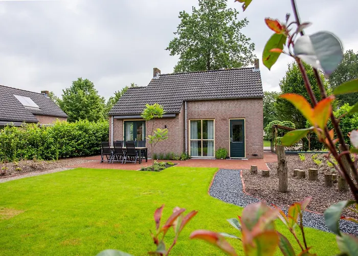 Nyaraló Evergreen Wellness Met Sauna & Hottub Ewijk