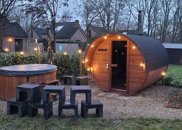 Evergreen Wellness Met Sauna & Hottub Nyaraló