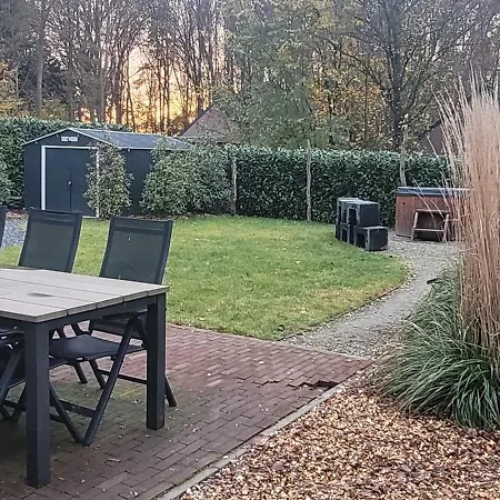 Evergreen Wellness Met Sauna & Hottub