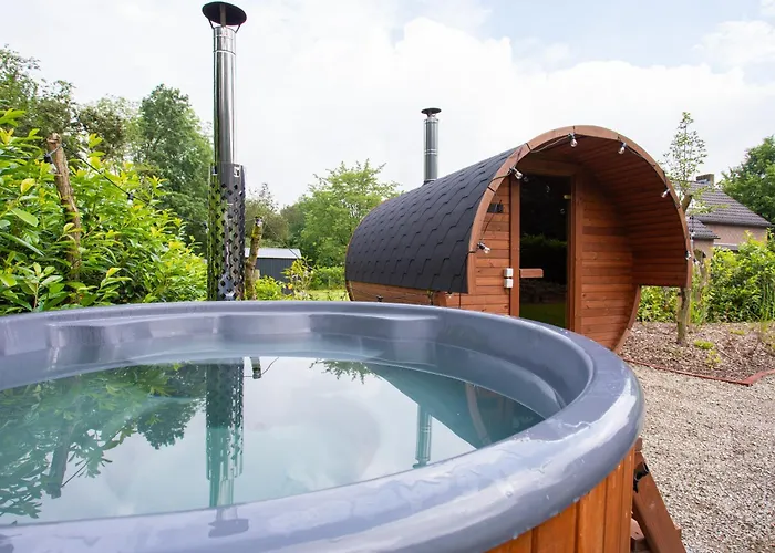 Evergreen Wellness Met Sauna & Hottub *